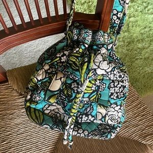 Vera Bradley Bag With Adjustable Strap.